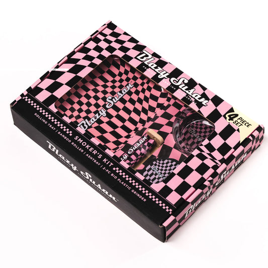 Blazy Susan | Blazy Smoker’s Kit – All-in-One Smoking Essentials