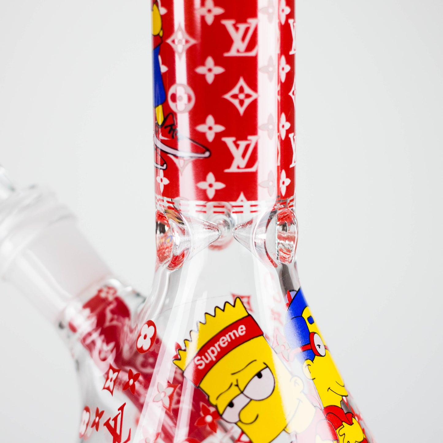 7.5" Glow-in-the-Dark Cartoon Beaker Bong – [PIP879]