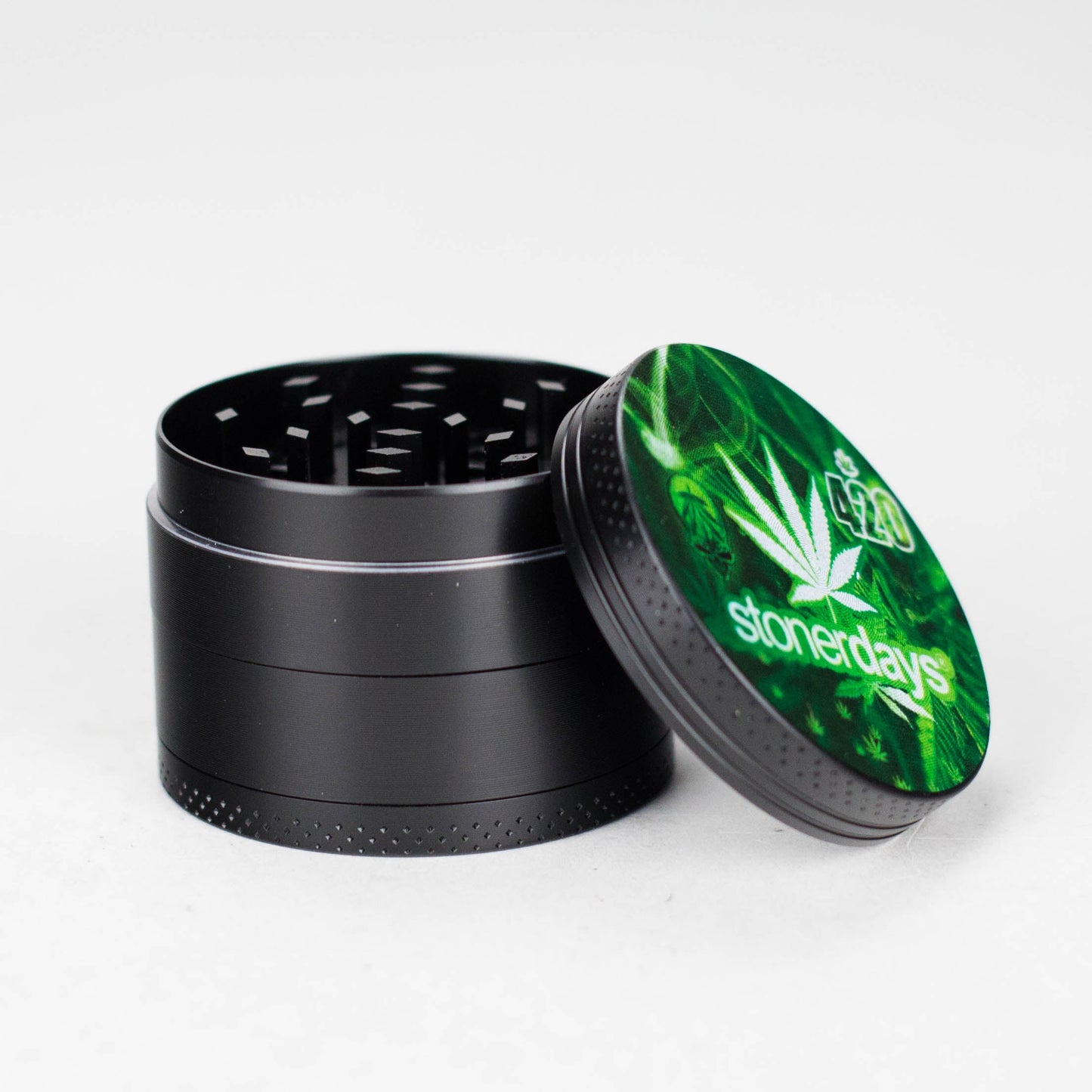 10-in-1 Smoke Set with Weed Design – Complete Smoking Kit