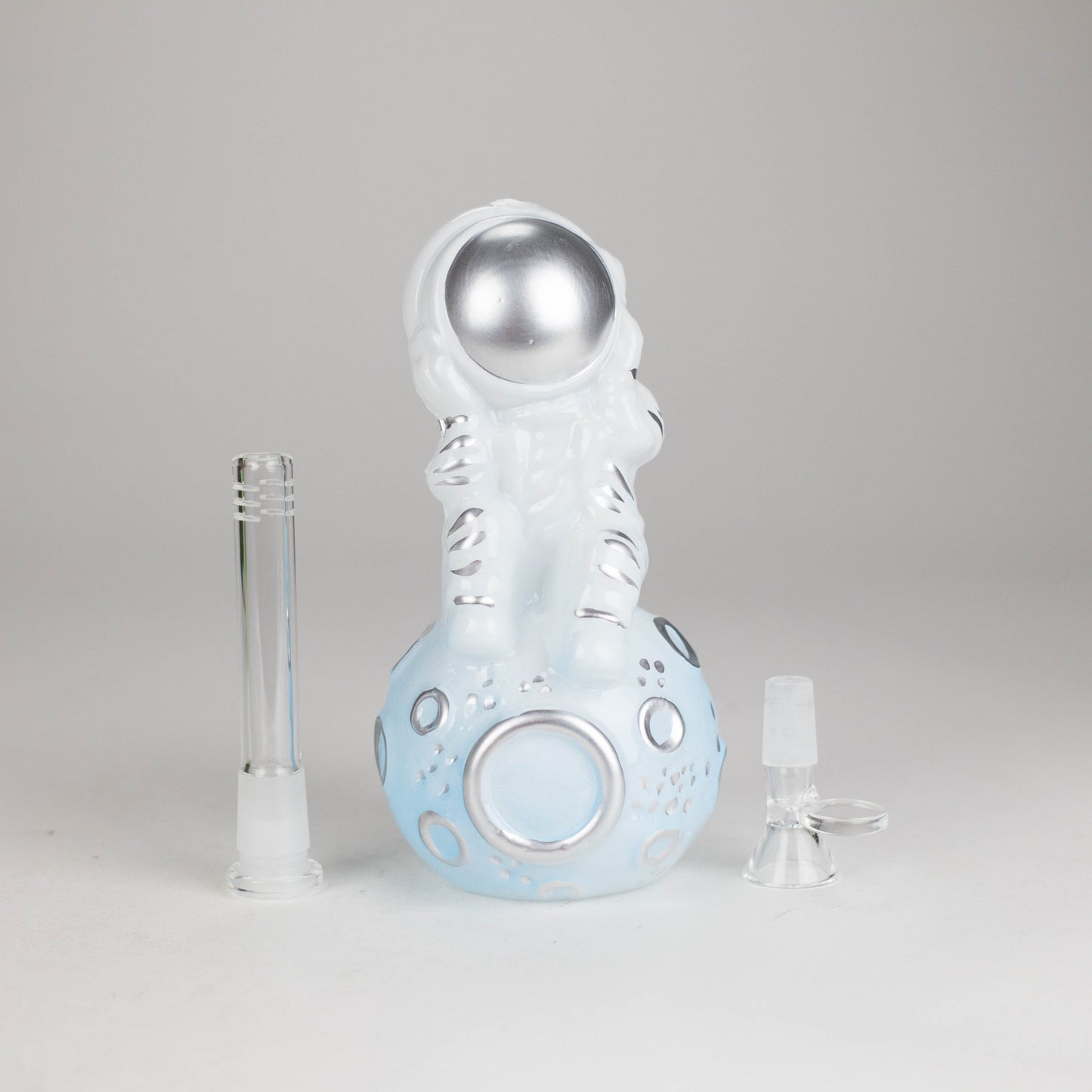 7" 3D Astronaut Glass Bong – Space Inspired Water Pipe