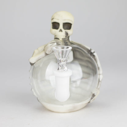 5.8" Resin Skull man Water pipe