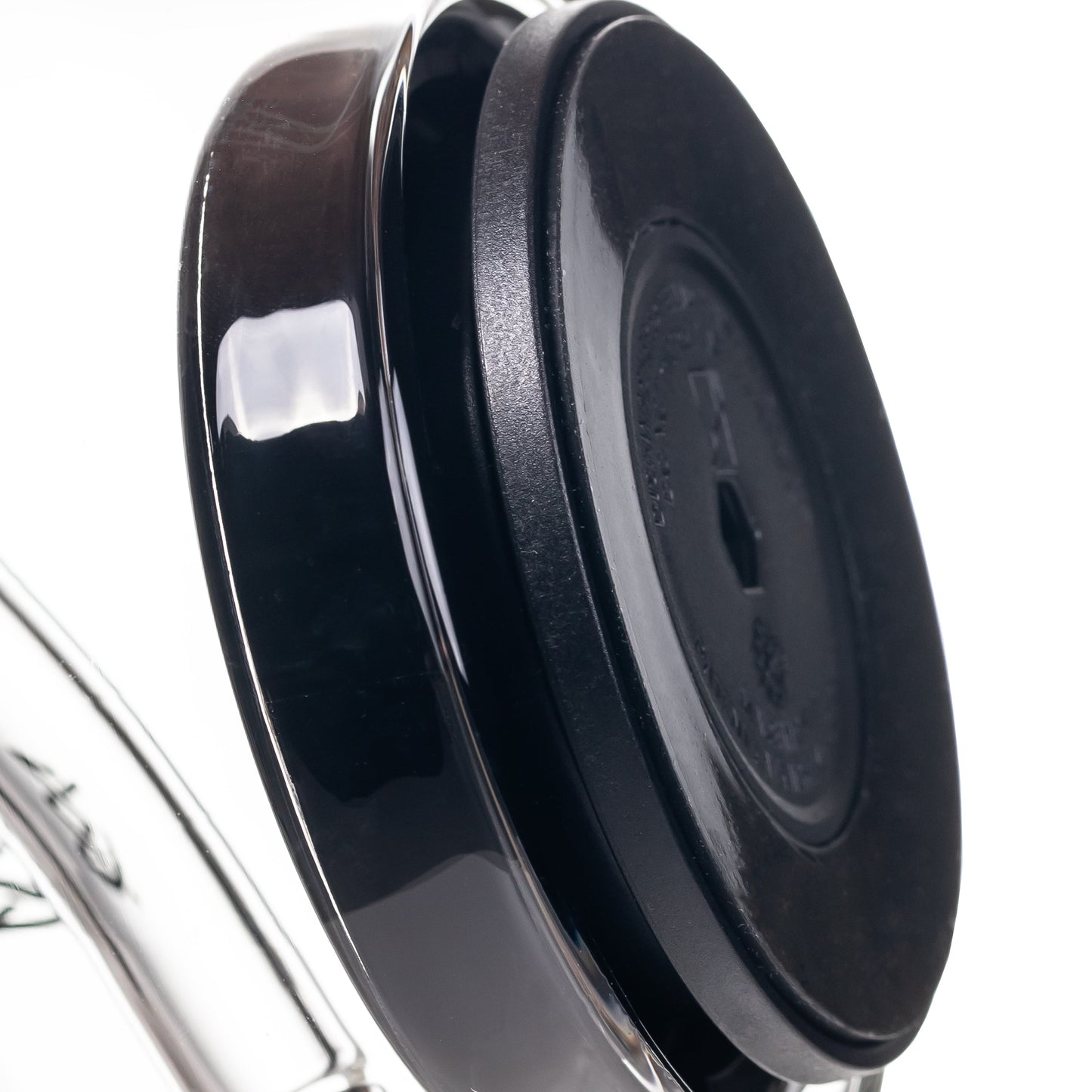 MJ Arsenal 10” Spill-Proof Nexus Bong w. Suction Cup Base