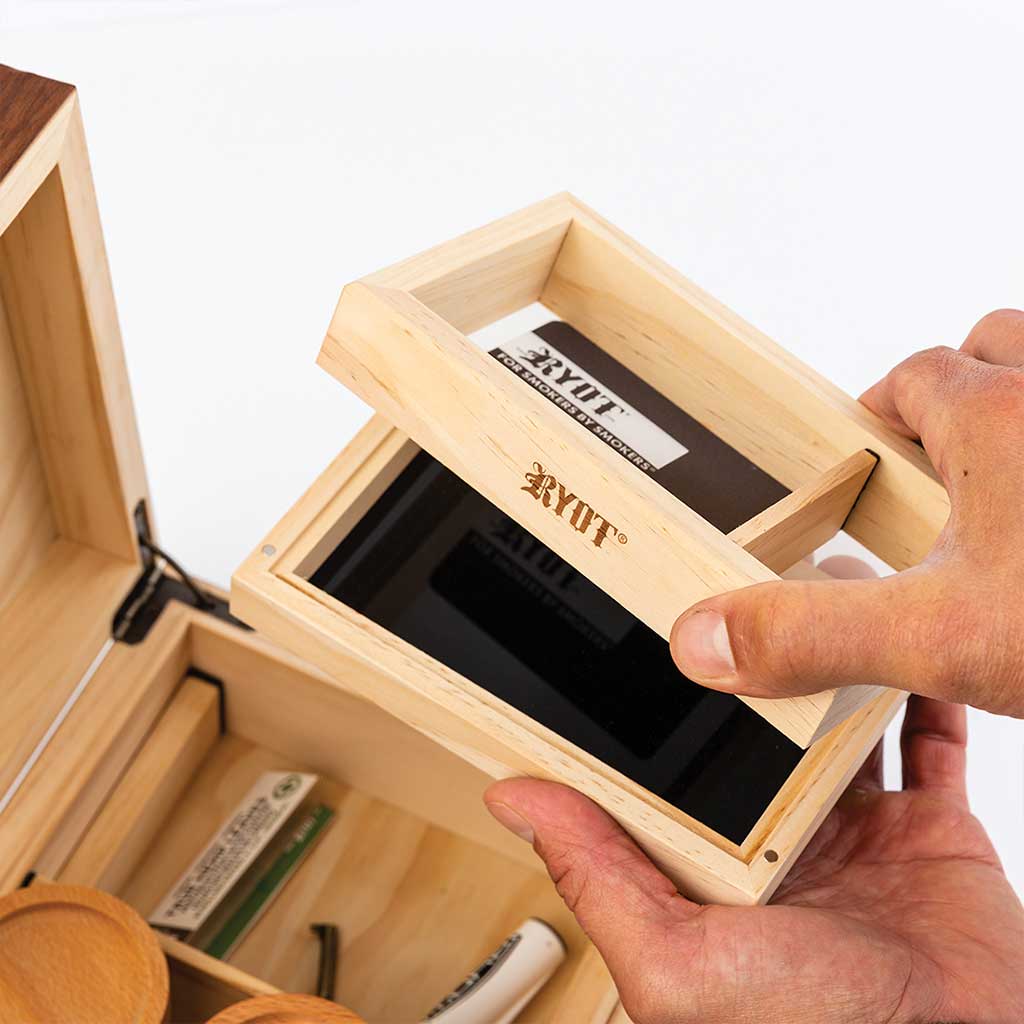 HUMIDOR WALNUT COMBO BOX (8X11)