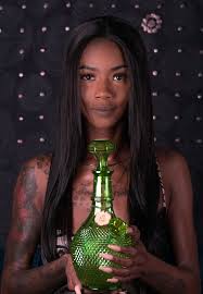 My Bud Vase® Jewel Vase Bong